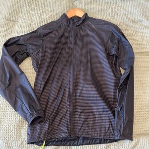 Brooks running jacket men’s small gray